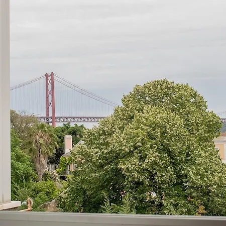 Apartment Checkincheckout - Belem Nest With River View Lisbon